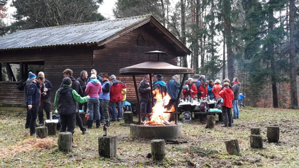 Freizeit_Lagerfeuer-1024×576